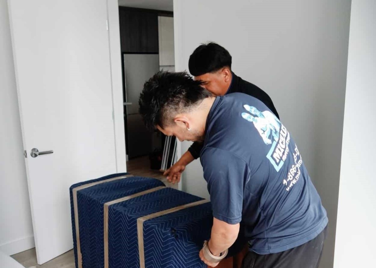 Walpole MA Refrigerator & Appliance Movers